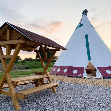 Tipi Wappo Apartment *
